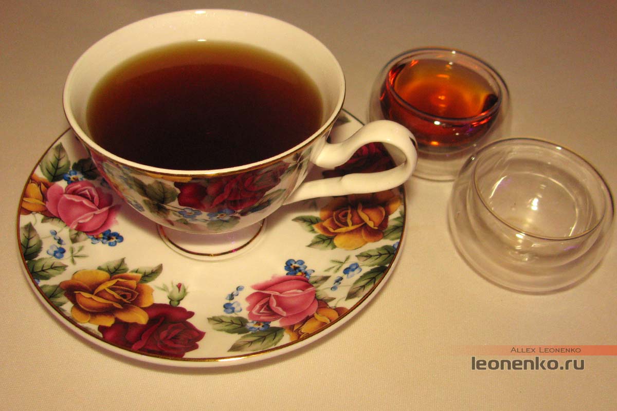 Dian Hong  Puz Wei Львиная голова  - готовый чай