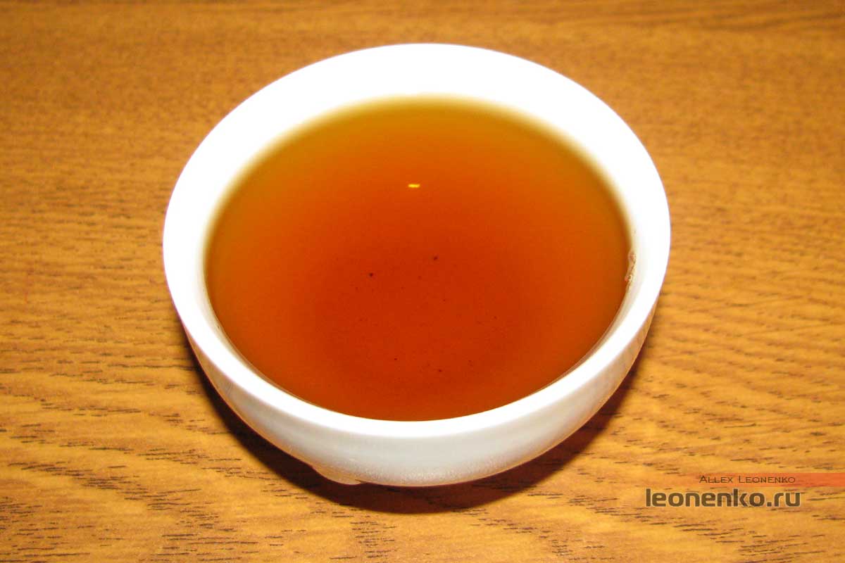 Золотая юньнаньская улитка  - готовый чай