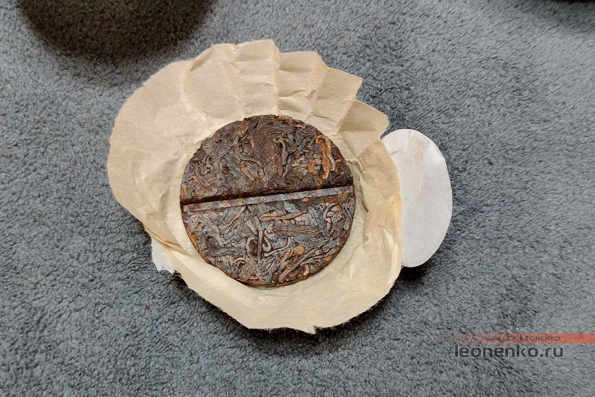 Мэнку Бо Цзюнь Сяо Бопянь, шу пуэр, 320 гр, 2024 г (2017 г.) Мэнку Бо Цзюнь Сяо Бопянь, шу пуэр, 320 гр, 2024 г (2017 г.)